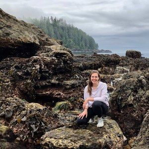 Meet your Posher, Amy